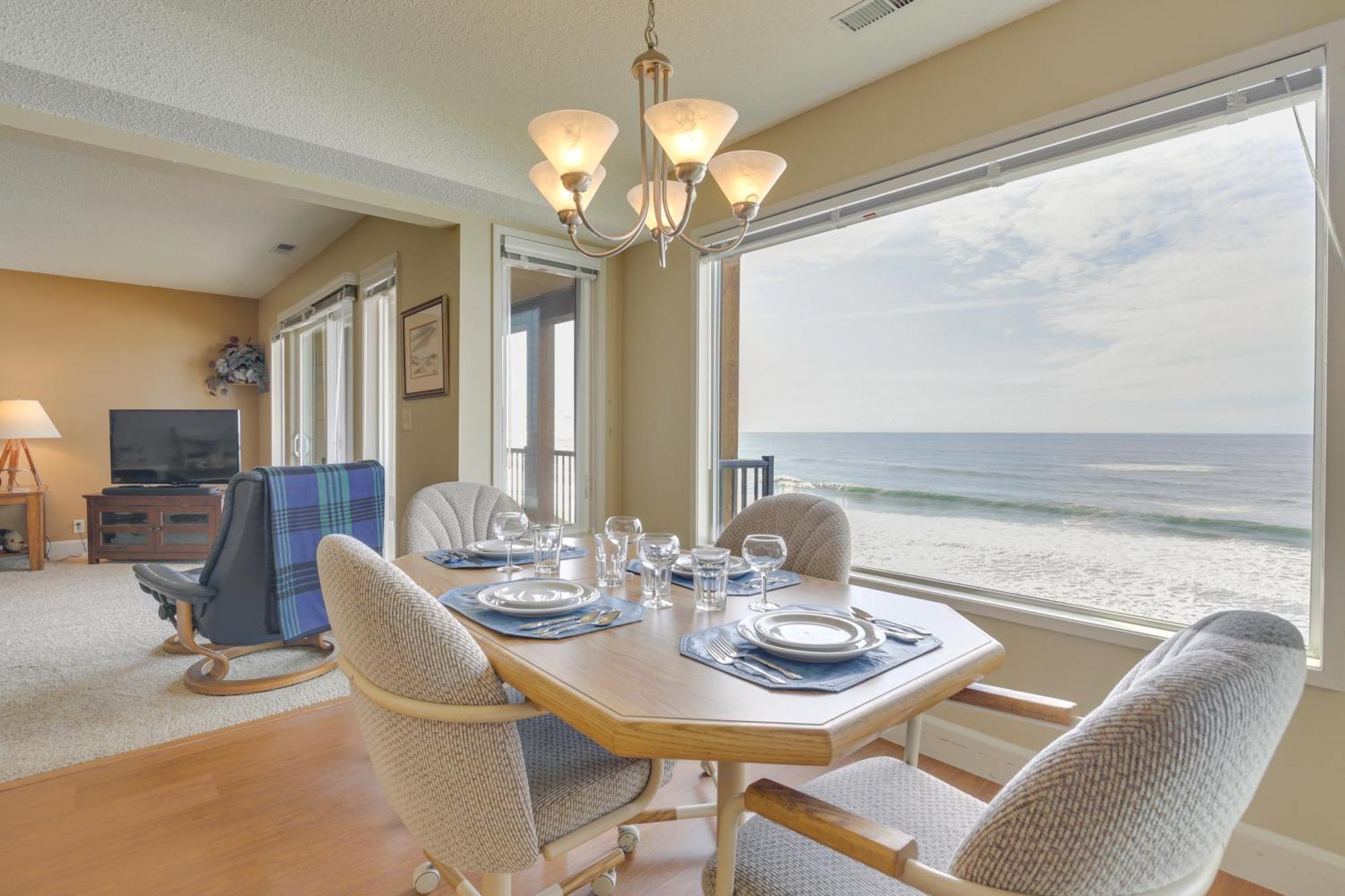 Comfortable Lincoln City Condo With Patio And Views! Extérieur photo